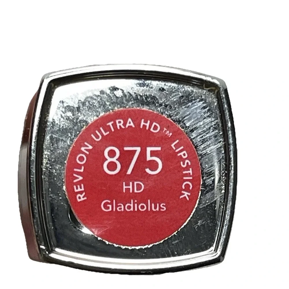 Revlon Ultra HD Gladiolus  Lipstick New Sealed Minor Tip Imperfection Bold‎ Glam